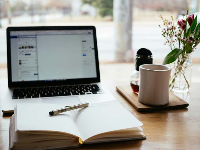 Why and how to become a free-lance writer ?